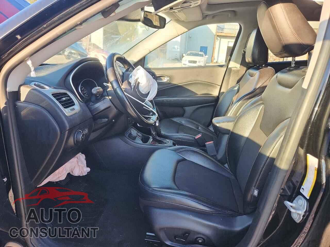JEEP COMPASS 2021 - 3C4NJDBB7MT601598