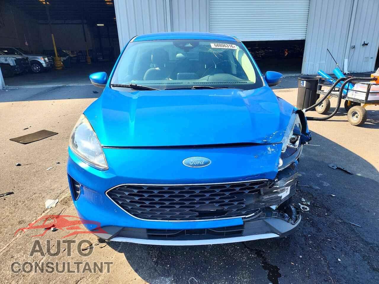 FORD ESCAPE 2020 - 1FMCU0G60LUA59392