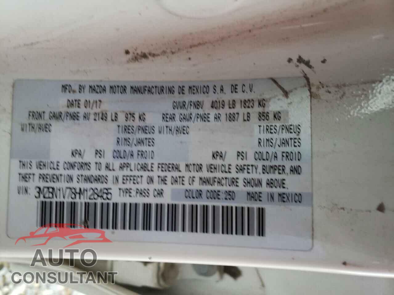 MAZDA 3 2017 - 3MZBN1V78HM128465