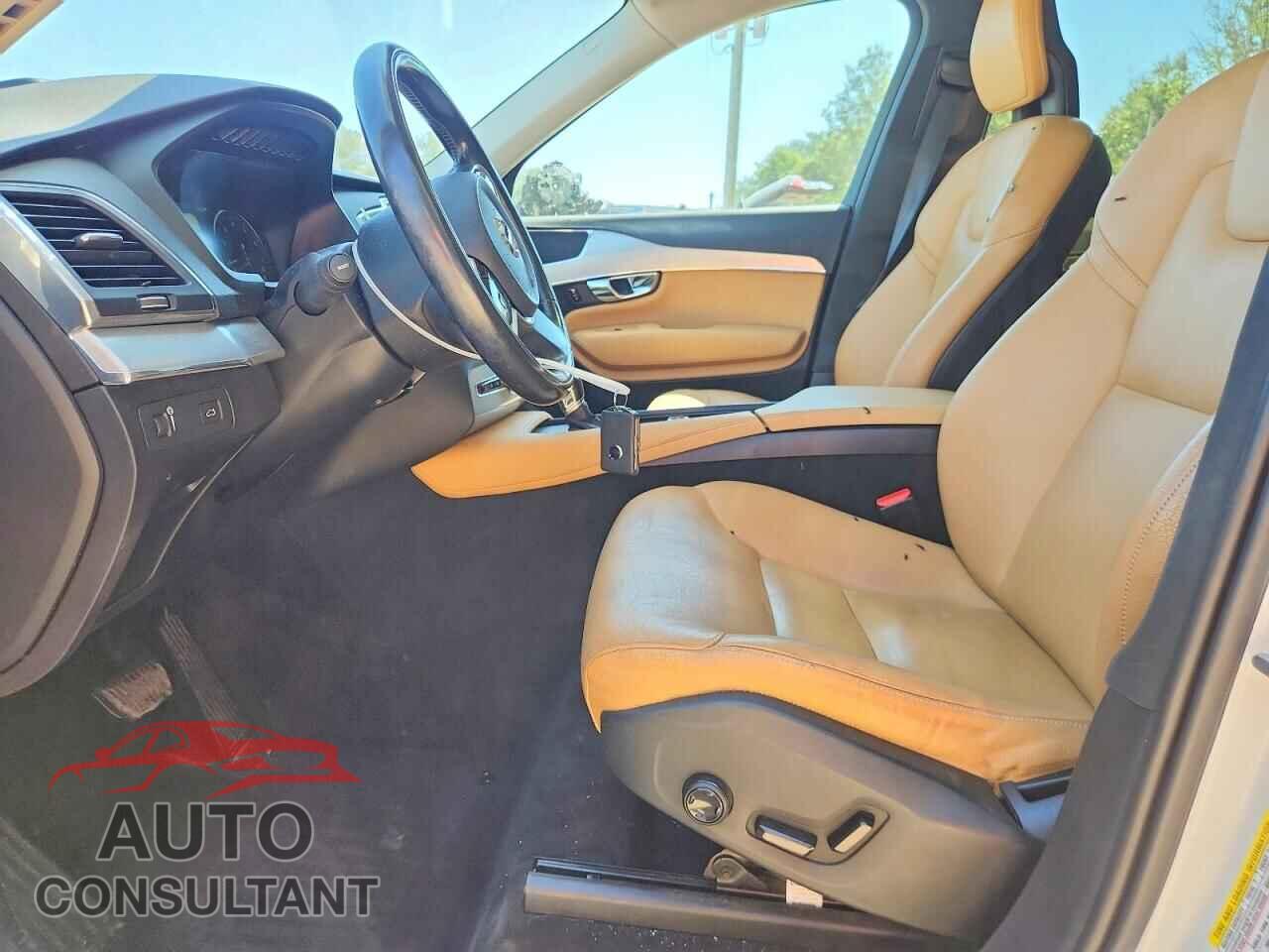 VOLVO XC90 2016 - YV4A22PK0G1015116
