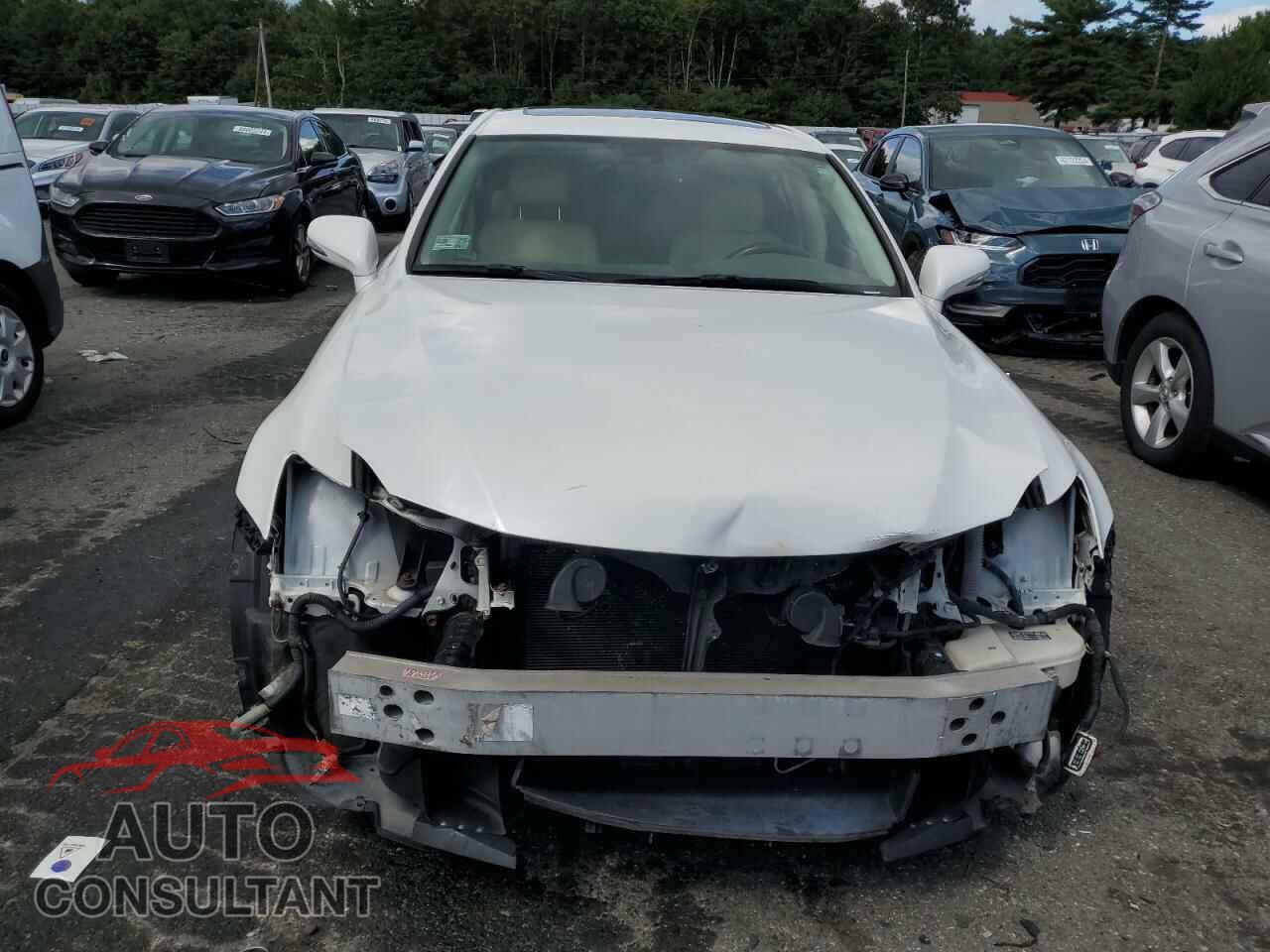 LEXUS IS 2010 - JTHCF5C22A2033348