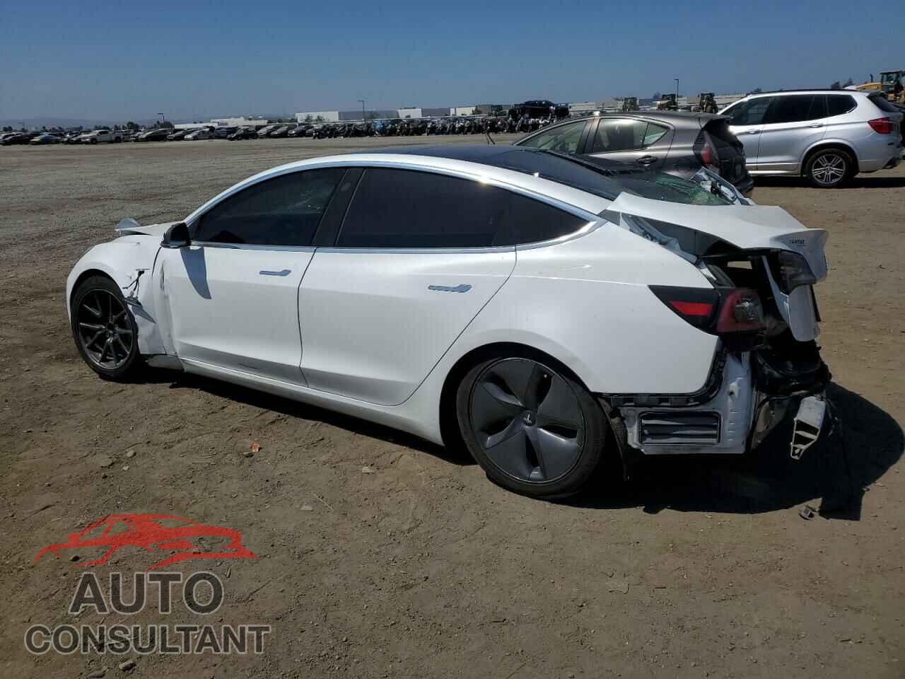 TESLA MODEL 3 2019 - 5YJ3E1EA1KF482892