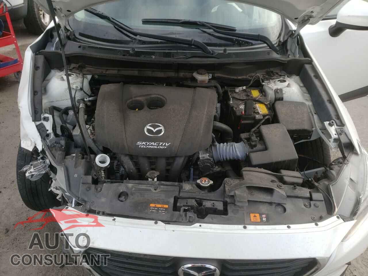 MAZDA CX-3 2018 - JM1DKDB72J0315848