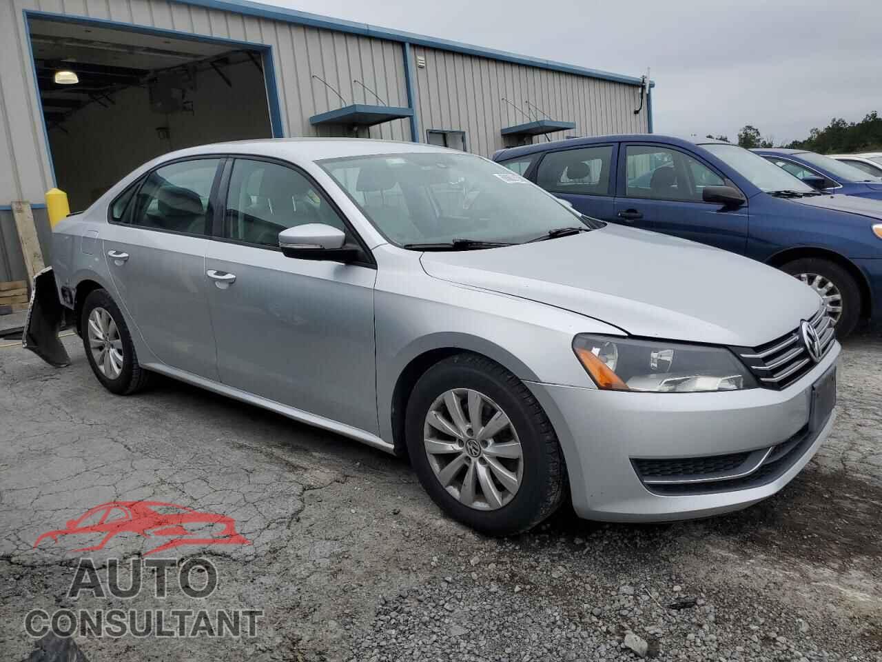 VOLKSWAGEN PASSAT 2014 - 1VWAP7A36EC018300