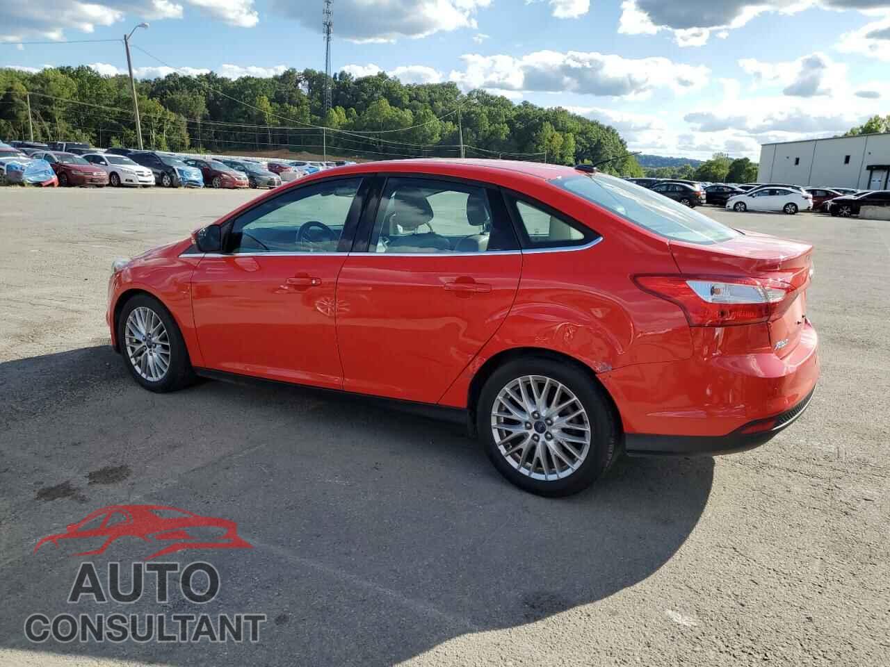 FORD FOCUS 2012 - 1FAHP3H22CL357341