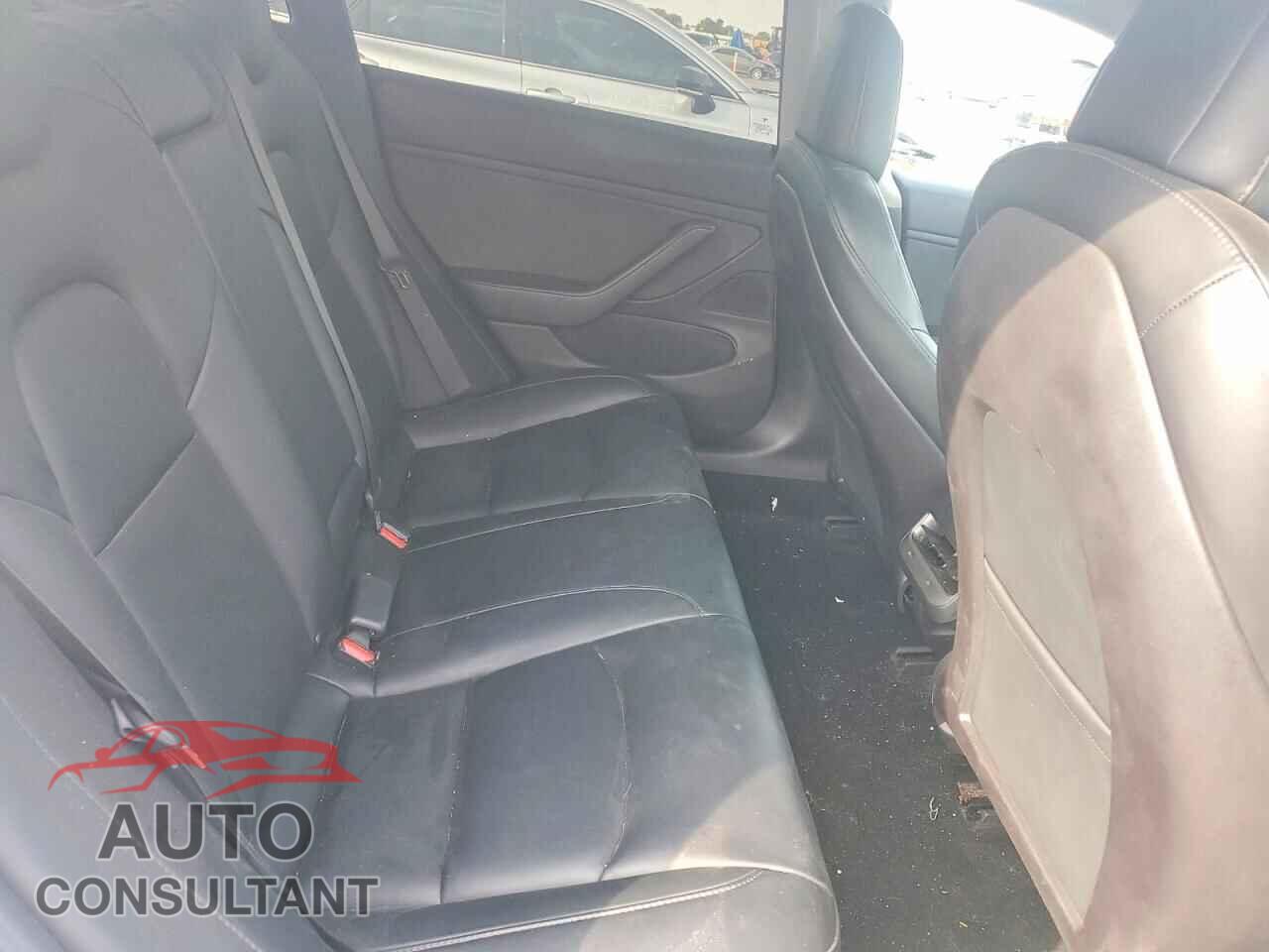 TESLA MODEL 3 2019 - 5YJ3E1EA9KF426540