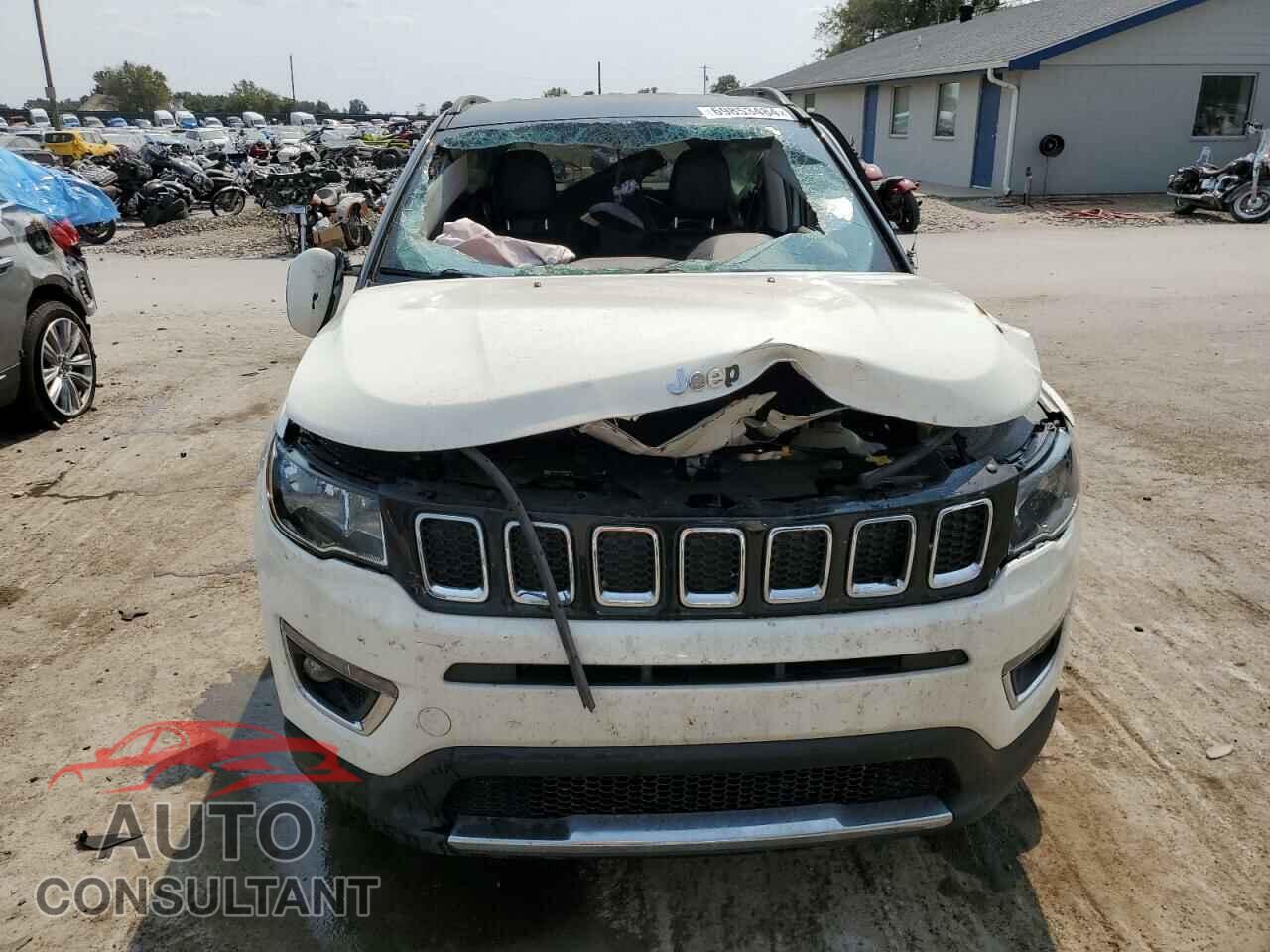 JEEP COMPASS 2019 - 3C4NJDCBXKT596165