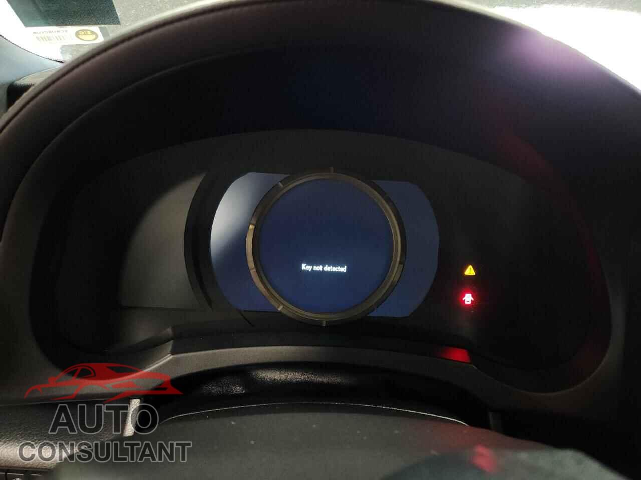 LEXUS IS 2015 - JTHCF1D21F5023004