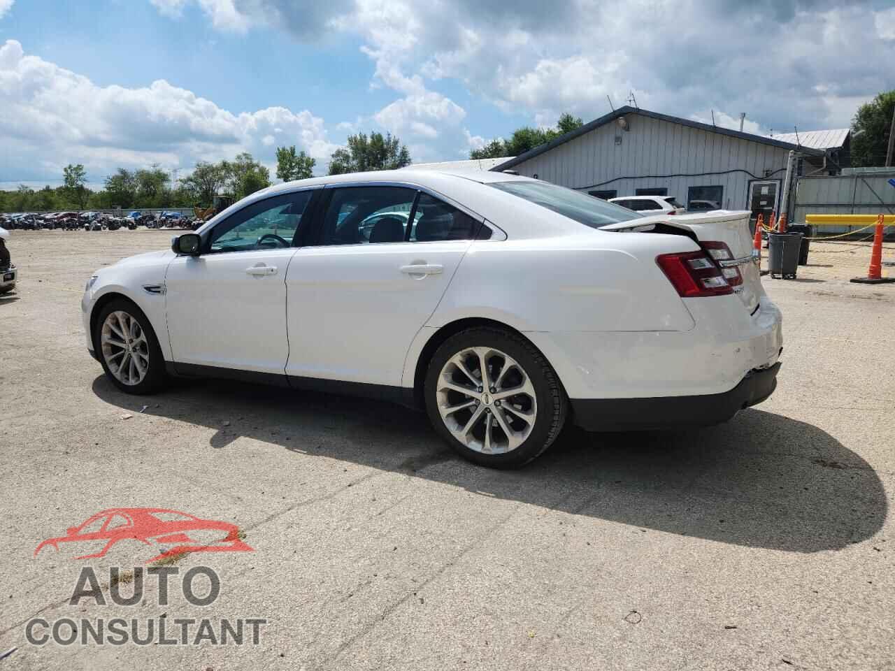 FORD TAURUS 2017 - 1FAHP2J8XHG115924