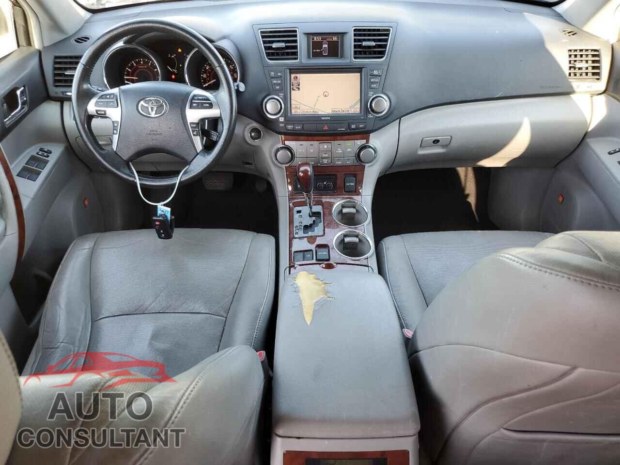 TOYOTA HIGHLANDER 2011 - 5TDYK3EH3BS048539