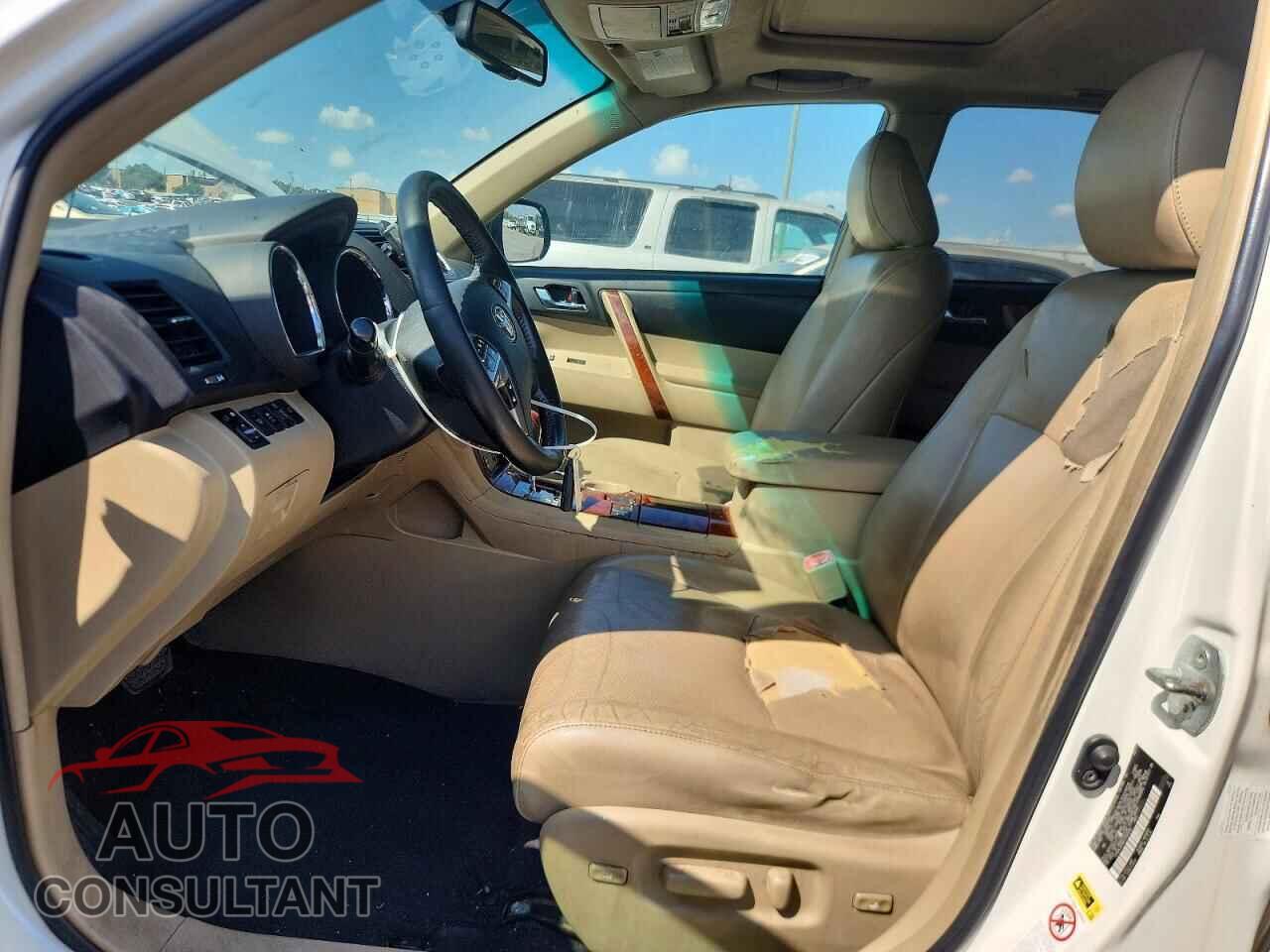 TOYOTA HIGHLANDER 2012 - 5TDDK3EH6CS139708