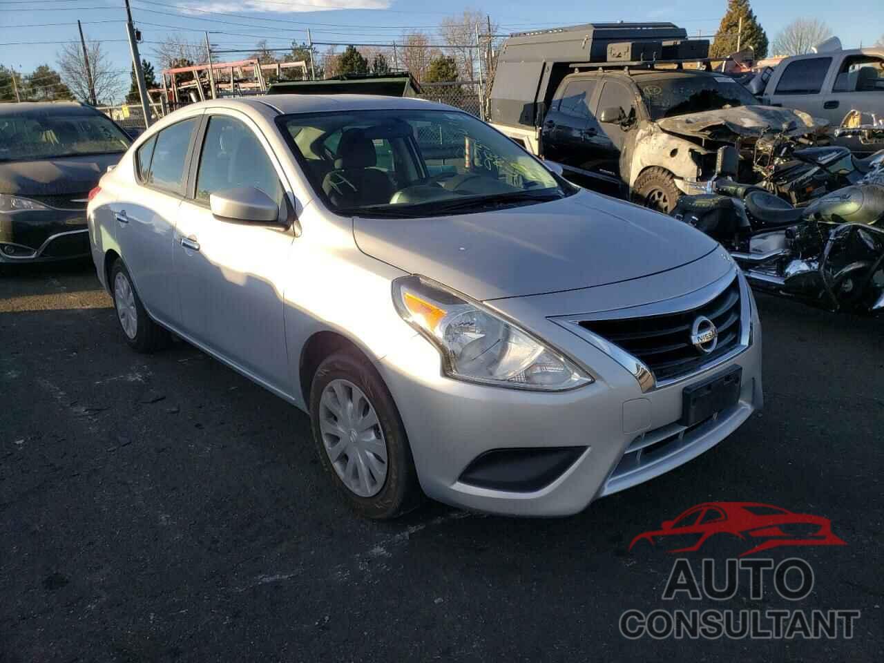 NISSAN VERSA 2019 - 3N1CN7AP5KL868572