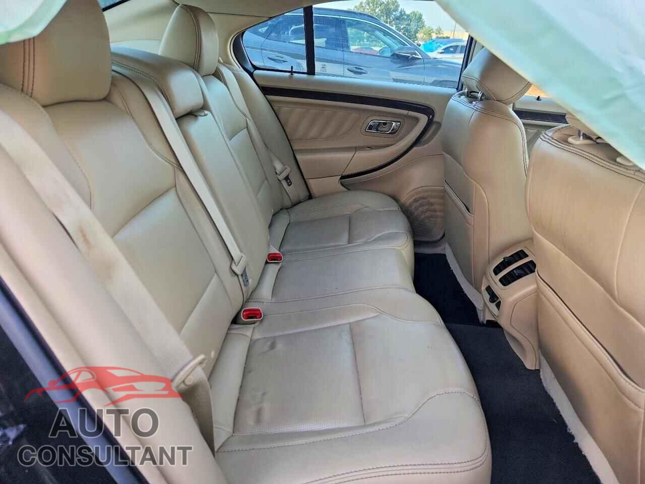 FORD TAURUS 2013 - 1FAHP2F83DG142126