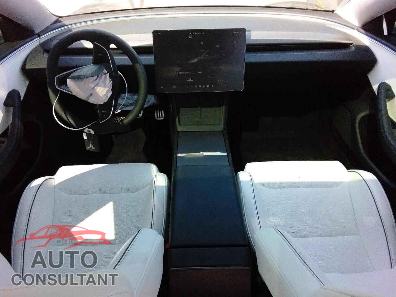 TESLA MODEL 3 2024 - 5YJ3E1ET7RF783632