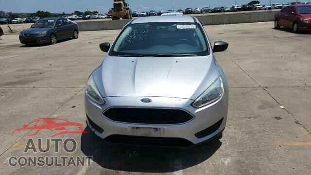 FORD FOCUS 2017 - 1FADP3E23HL244637