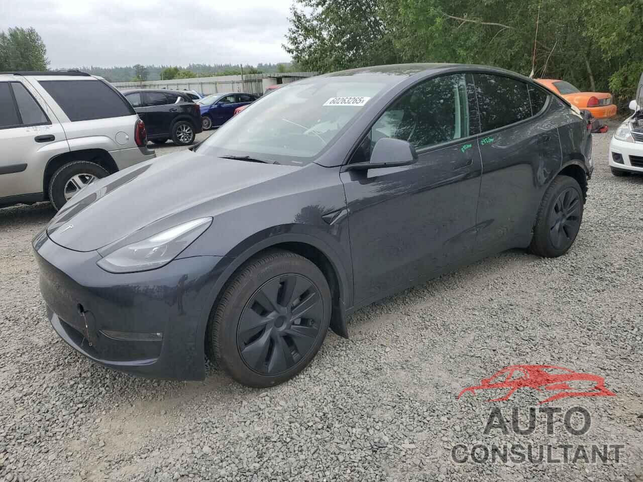 TESLA MODEL Y 2024 - 7SAYGDEE5RF130383