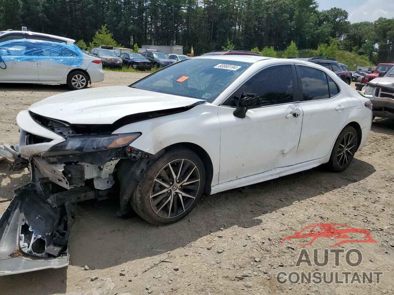 TOYOTA CAMRY 2021 - 4T1G11AK0MU415587