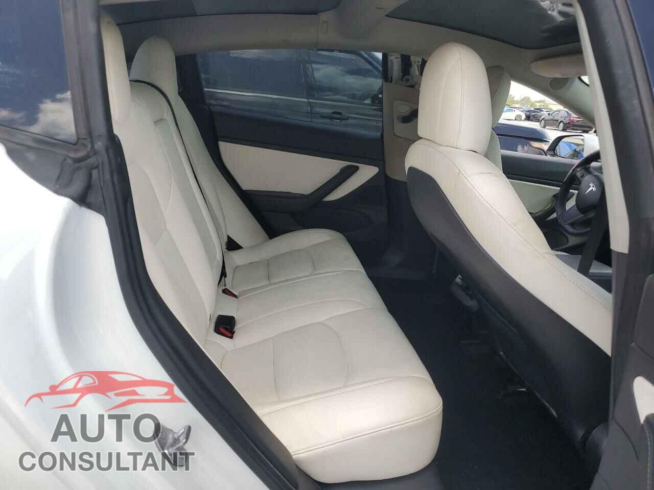 TESLA MODEL 3 2021 - 5YJ3E1EA4MF908822