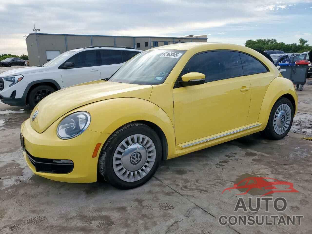 VOLKSWAGEN BEETLE 2014 - 3VWJX7AT2EM610372