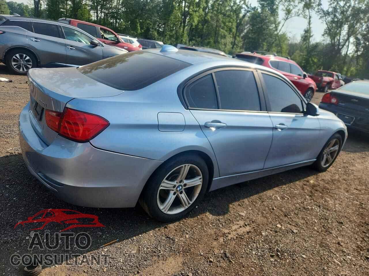 BMW 3 SERIES 2014 - WBA3C3C55EF983353