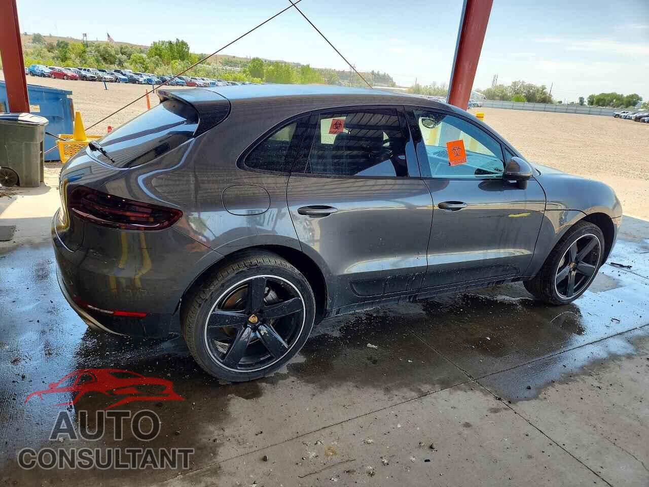 PORSCHE MACAN 2015 - WP1AB2A51FLB65937