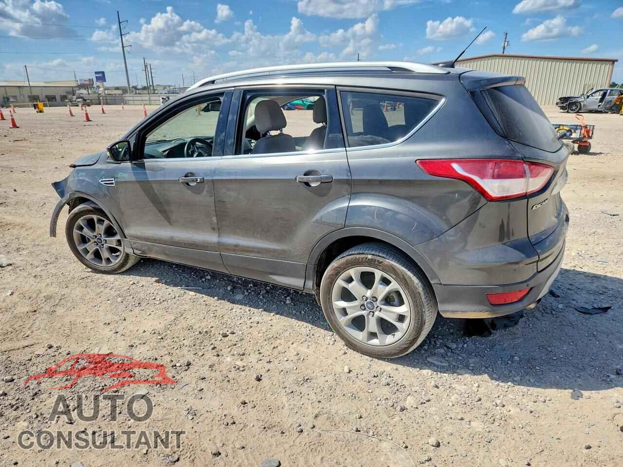 FORD ESCAPE 2015 - 1FMCU0J94FUA68619