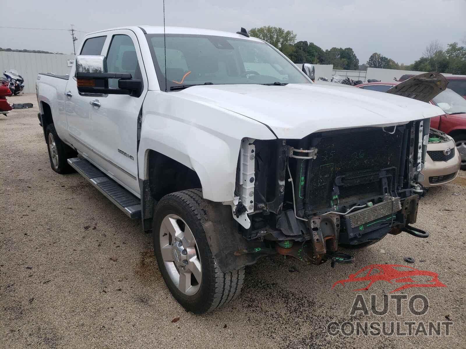 CHEVROLET SILVERADO 2018 - 1GC1KWEGXJF101052