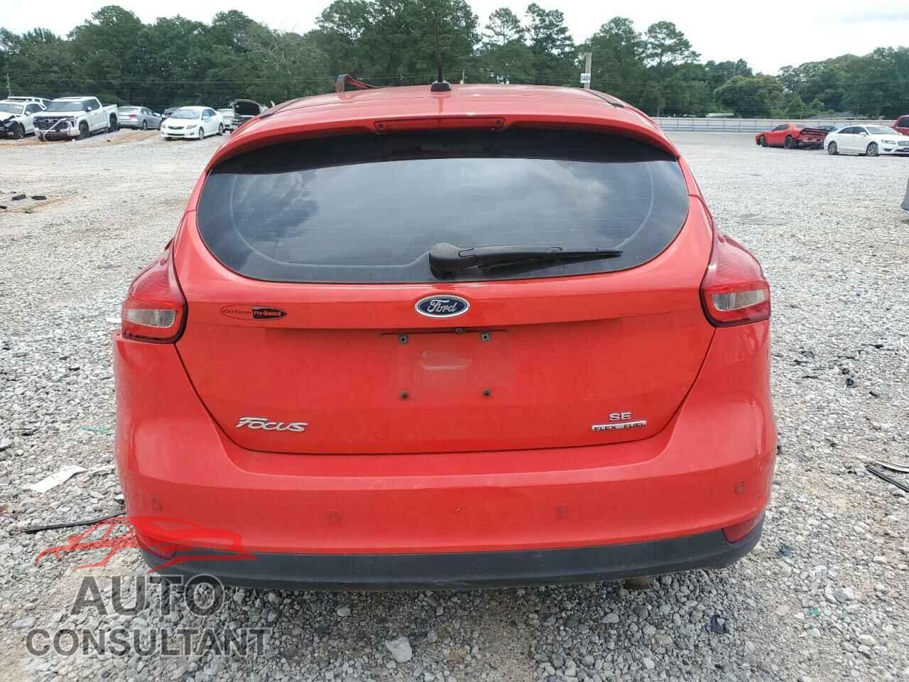 FORD FOCUS 2016 - 1FADP3K27GL302574