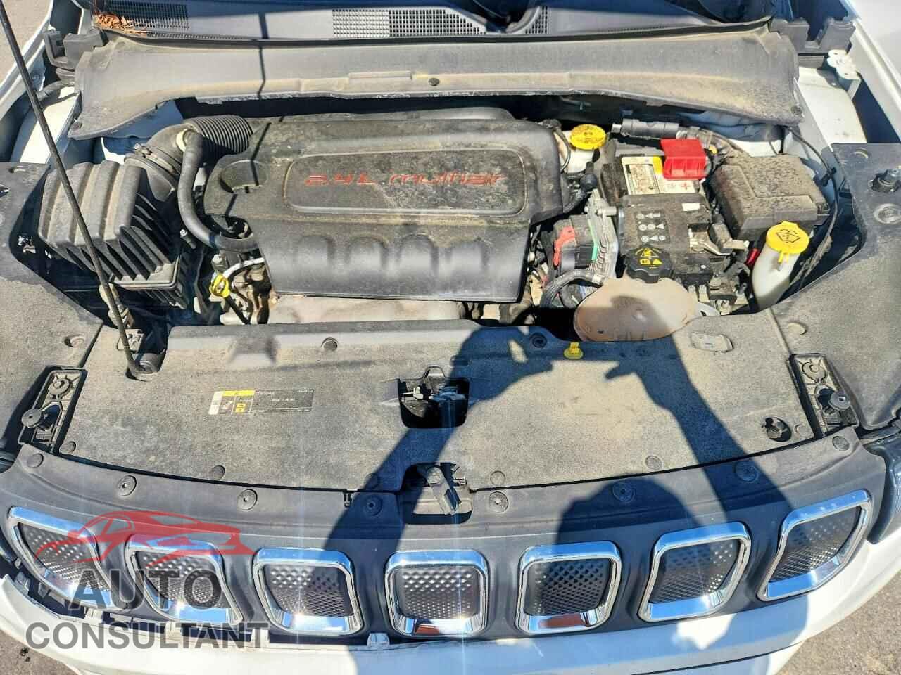 JEEP COMPASS 2022 - 3C4NJDBB1NT230729