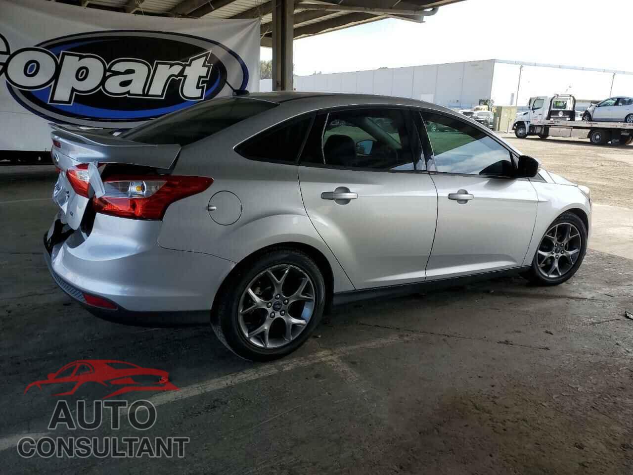 FORD FOCUS 2014 - 1FADP3F29EL170053