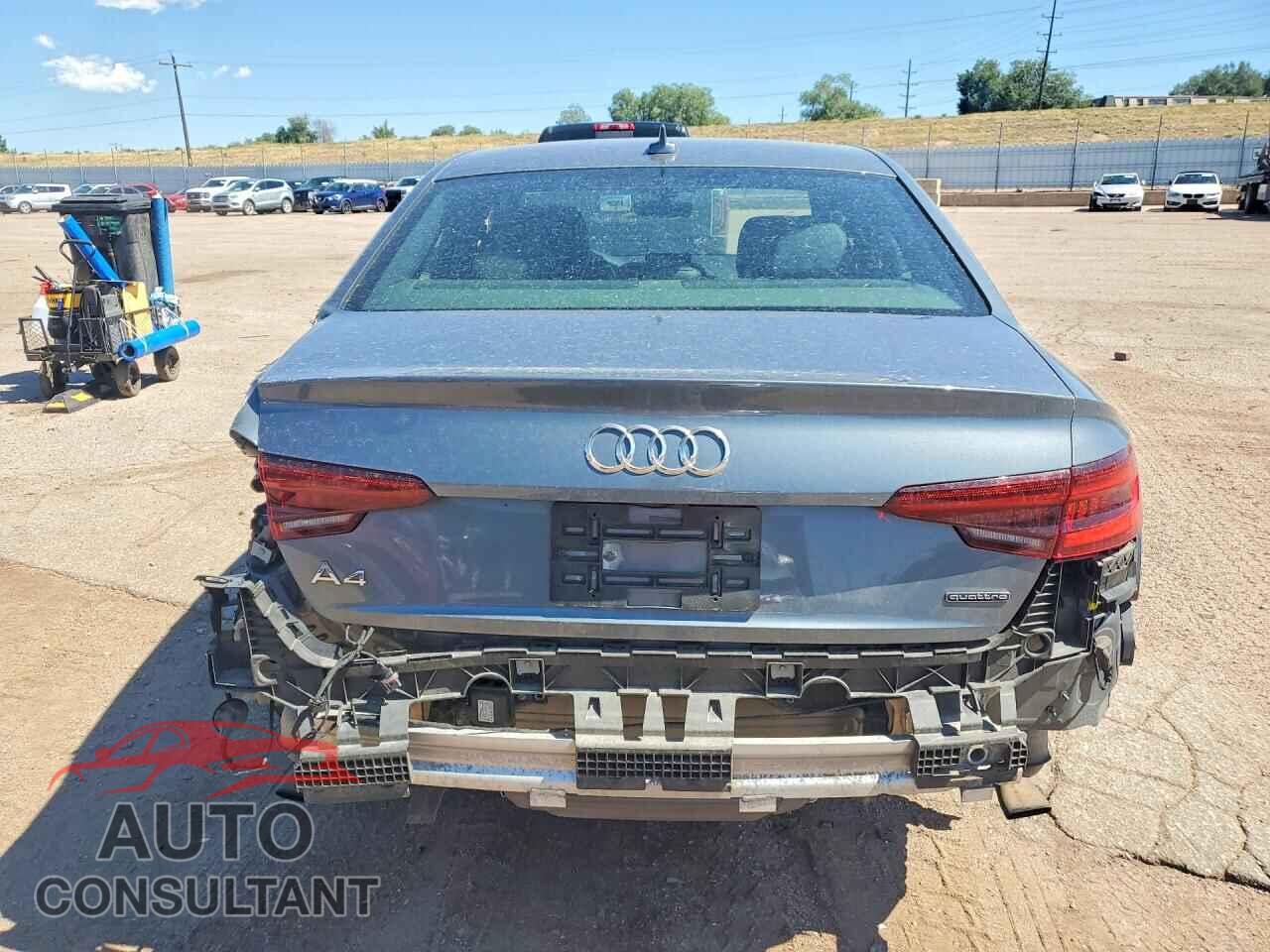 AUDI A4 2019 - WAUDNAF46KN018699