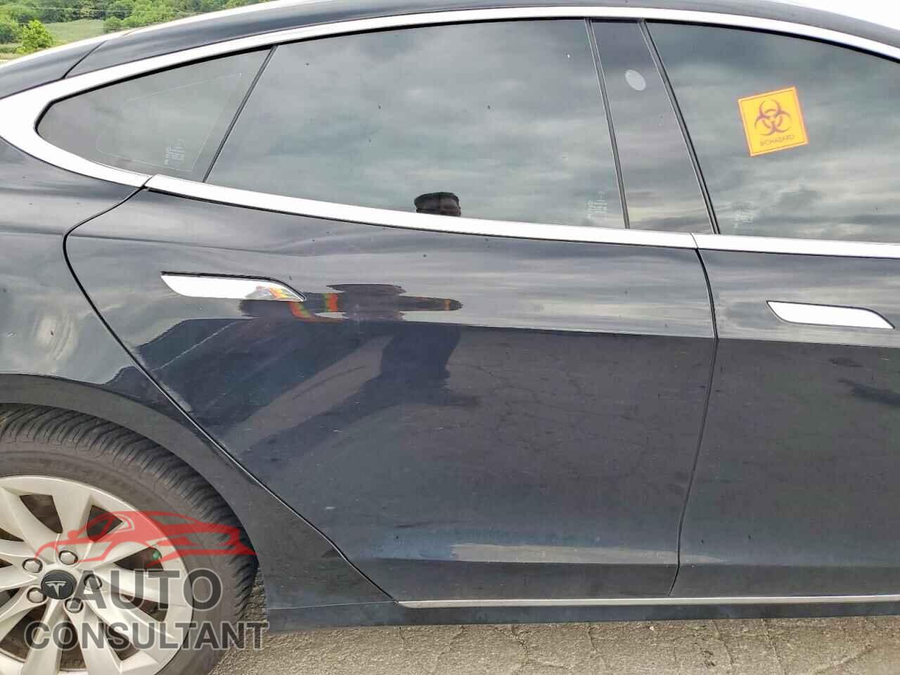 TESLA MODEL S 2018 - 5YJSA1E24JF280725