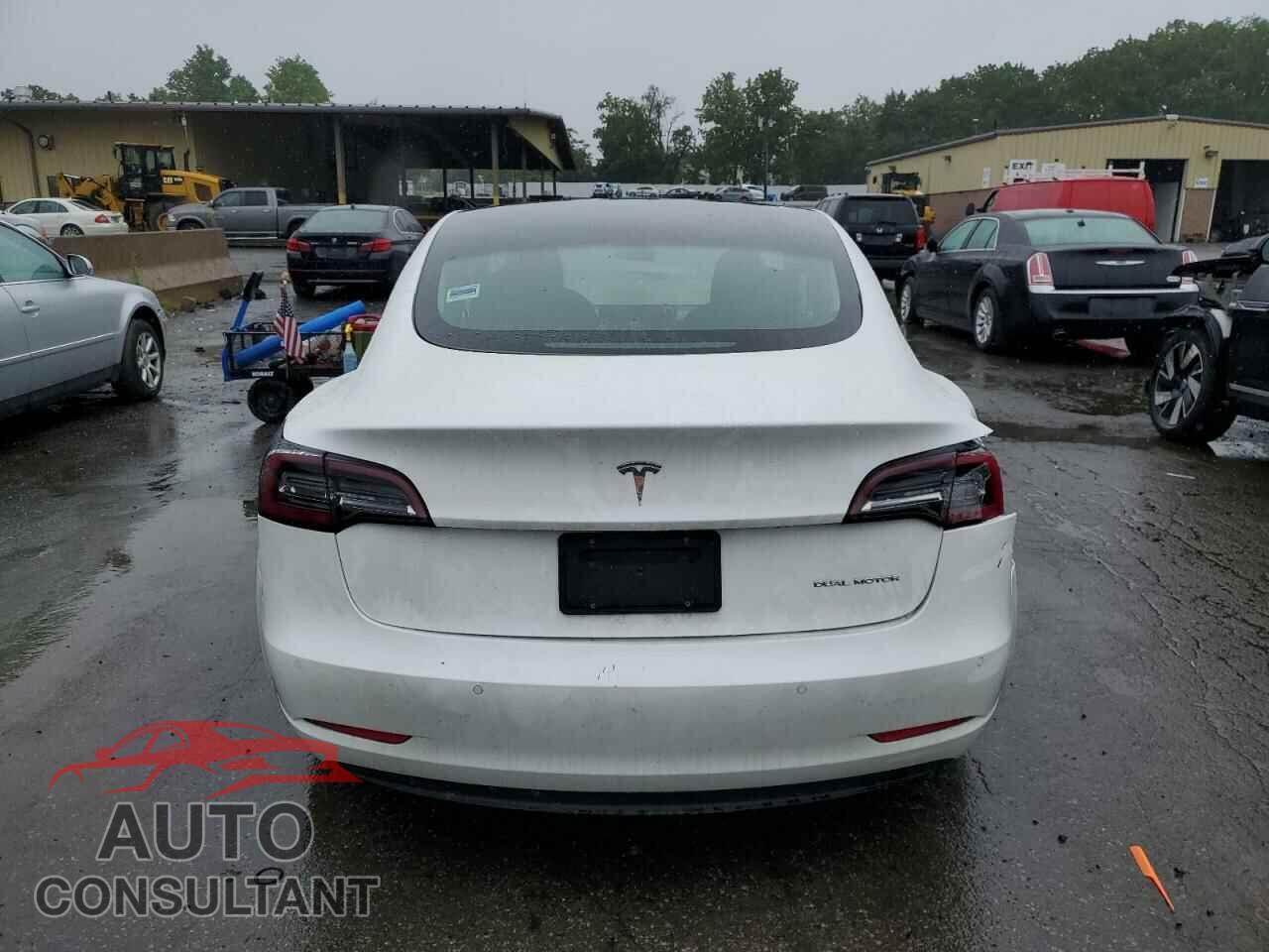 TESLA MODEL 3 2020 - 5YJ3E1EB2LF744459