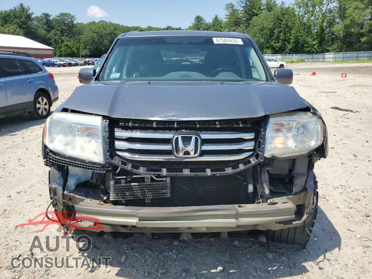 HONDA PILOT 2013 - 5FNYF4H9XDB038385