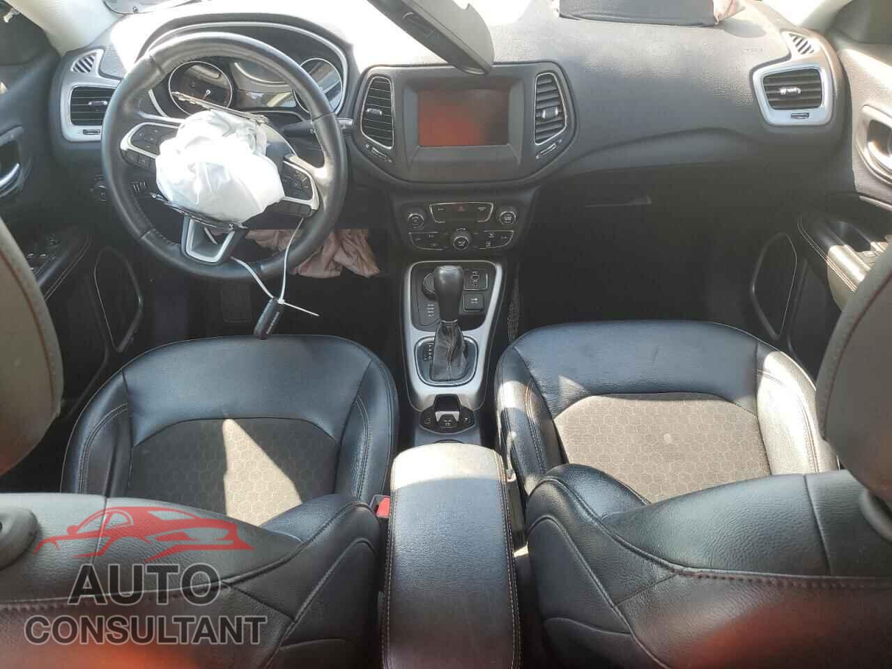 JEEP COMPASS 2017 - 3C4NJDBB8HT654056