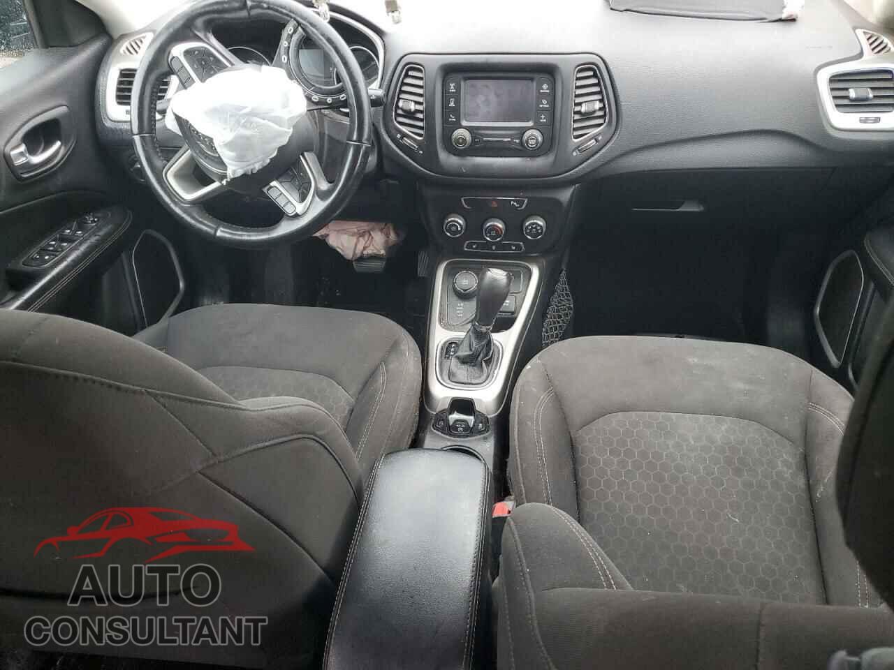 JEEP COMPASS 2017 - 3C4NJDAB3HT666780