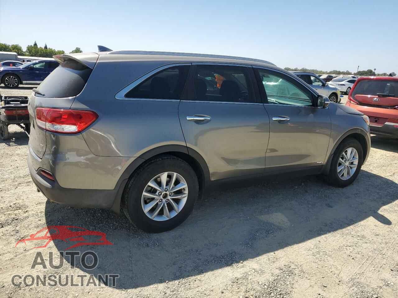 KIA SORENTO 2017 - 5XYPGDA30HG272967