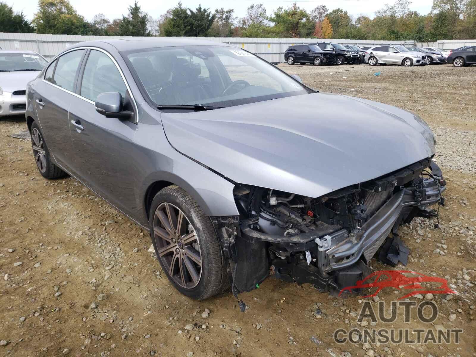 VOLVO S60 2017 - LYV402TK1HB136453