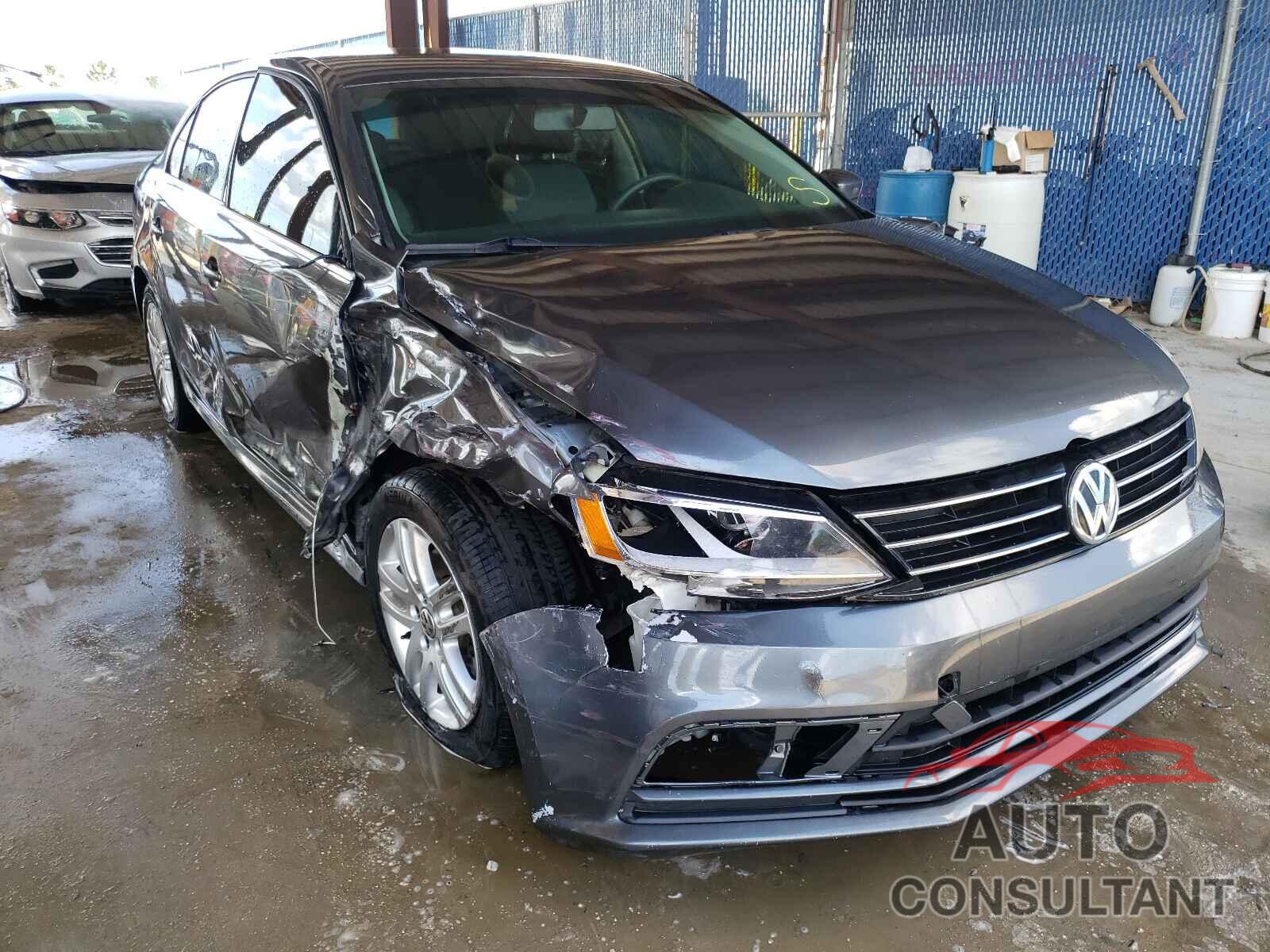VOLKSWAGEN JETTA 2017 - 3VW2B7AJ7HM315760