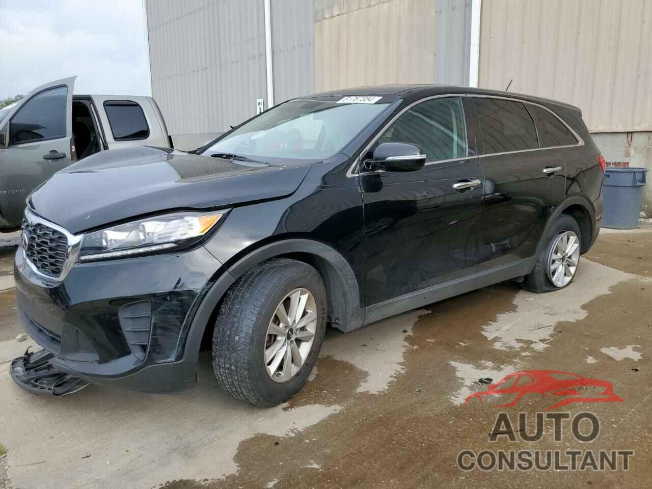 KIA SORENTO 2019 - 5XYPG4A30KG578008