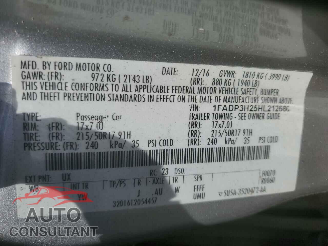 FORD FOCUS 2017 - 1FADP3H25HL212686