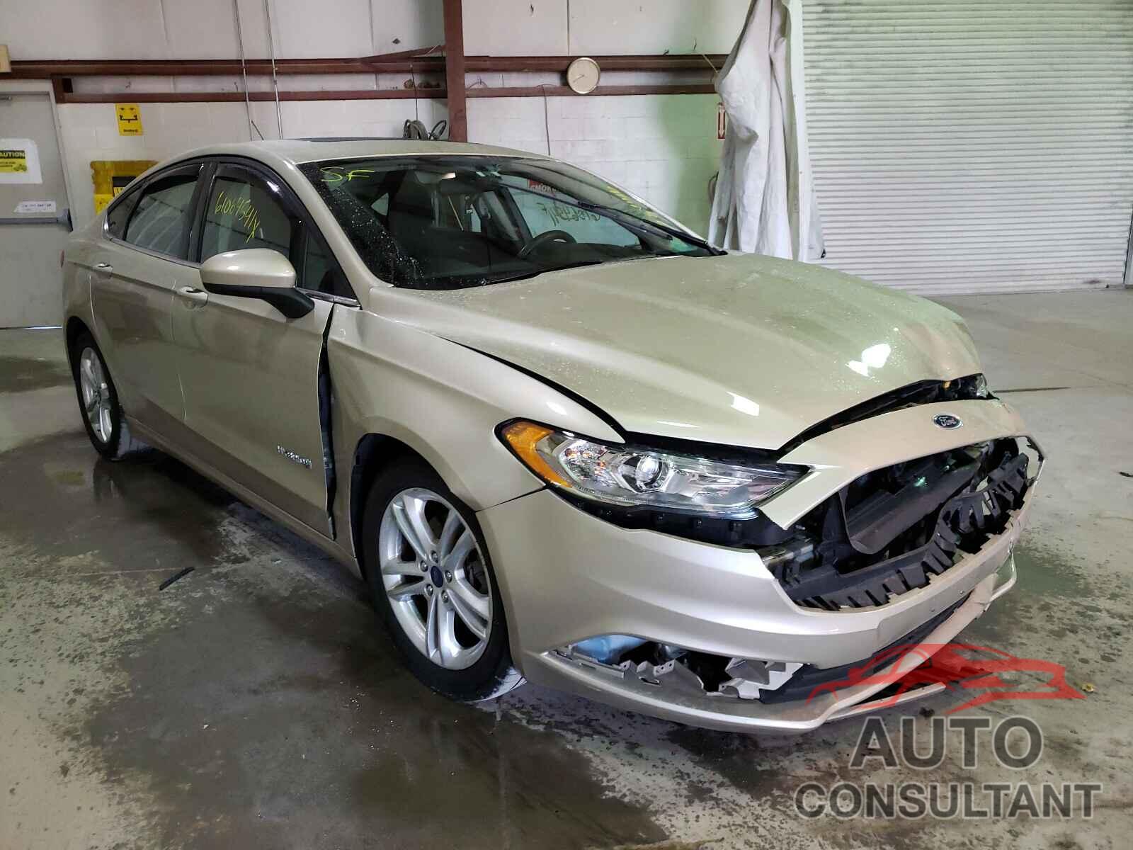 FORD FUSION 2018 - 3FA6P0LU0JR226888