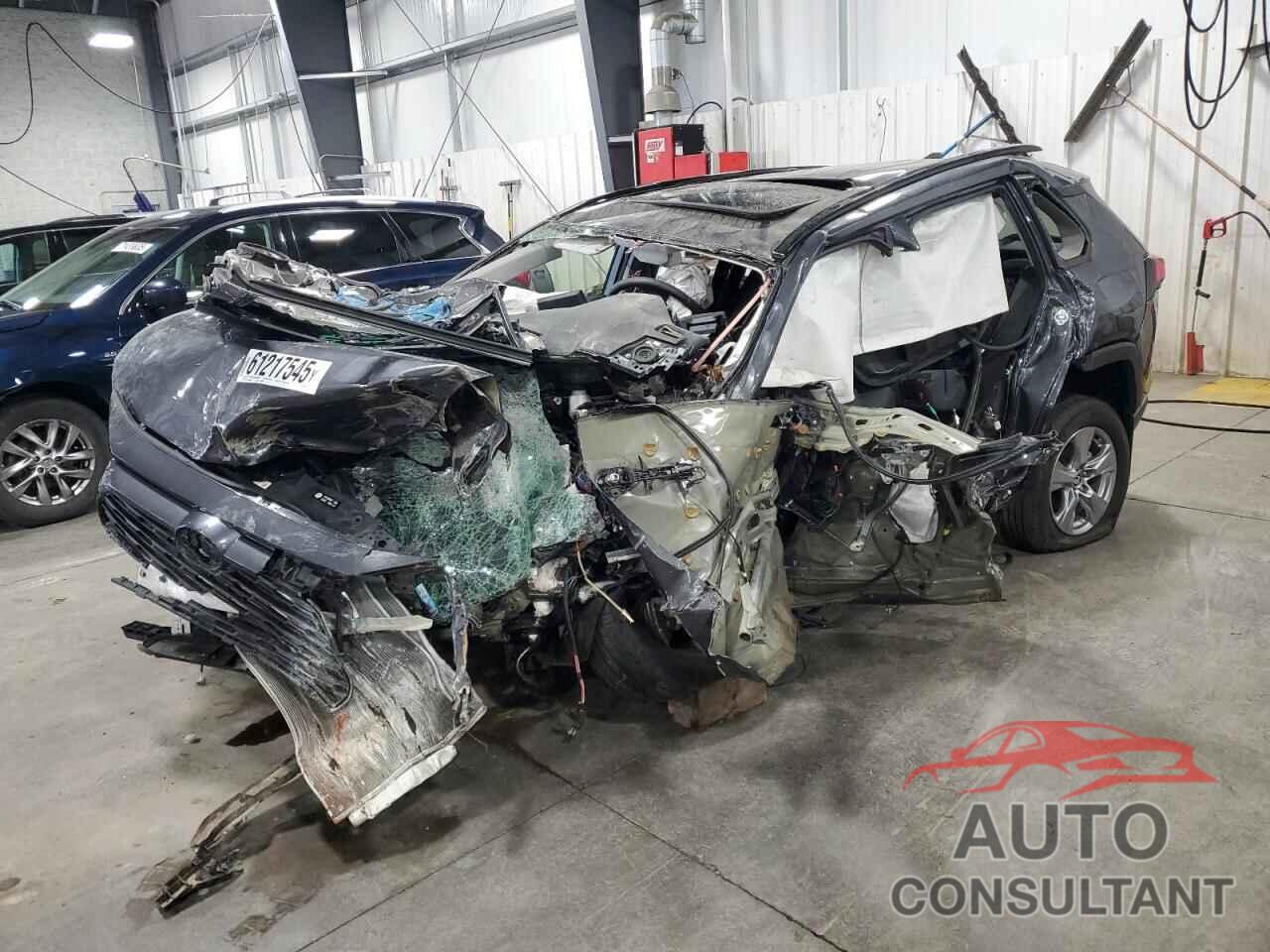 TOYOTA RAV4 2023 - 2T3P1RFV5PW395351
