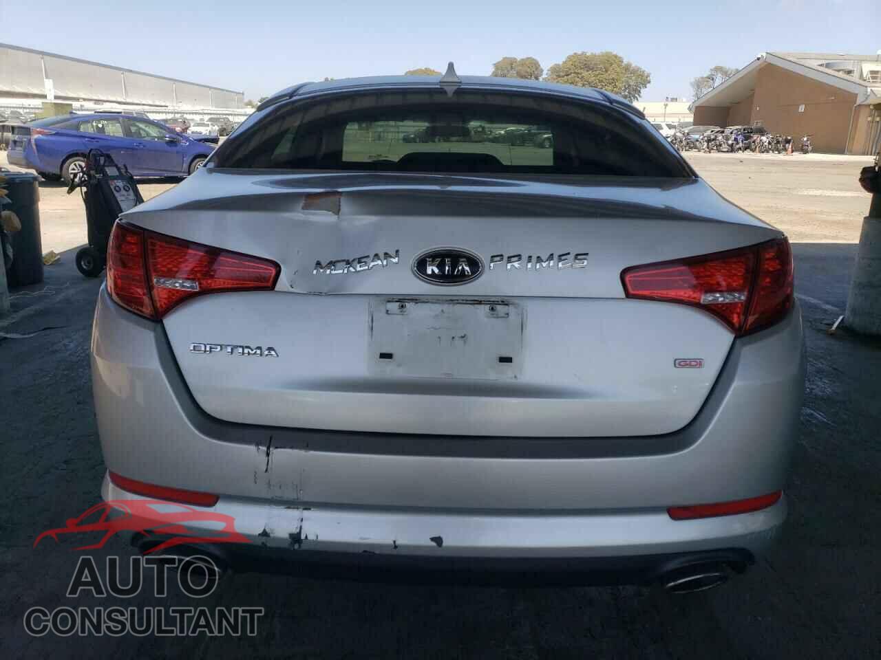 KIA OPTIMA 2011 - KNAGM4A70B5143619