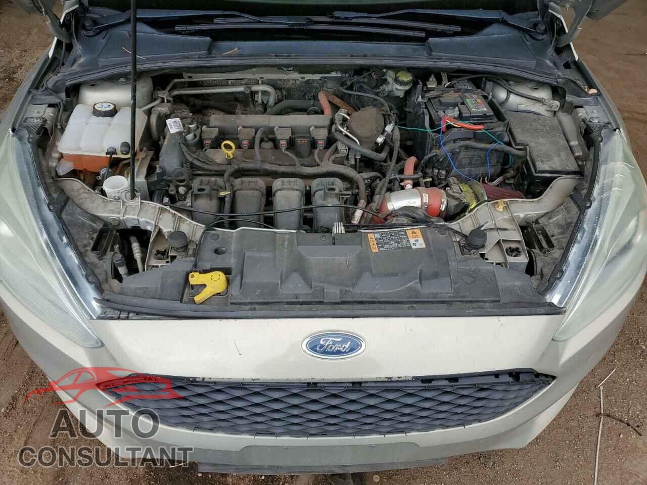 FORD FOCUS 2015 - 1FADP3N27FL210598