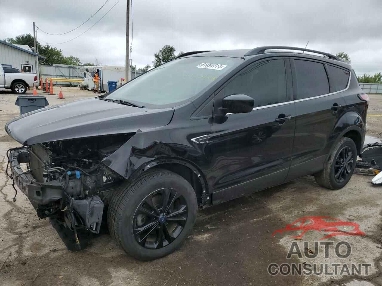 FORD ESCAPE 2018 - 1FMCU0GD5JUC32478