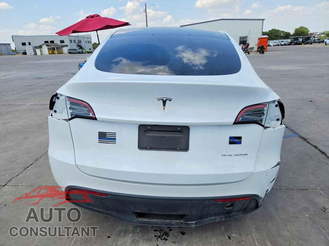TESLA MODEL Y 2023 - 7SAYGDEE8PA100207