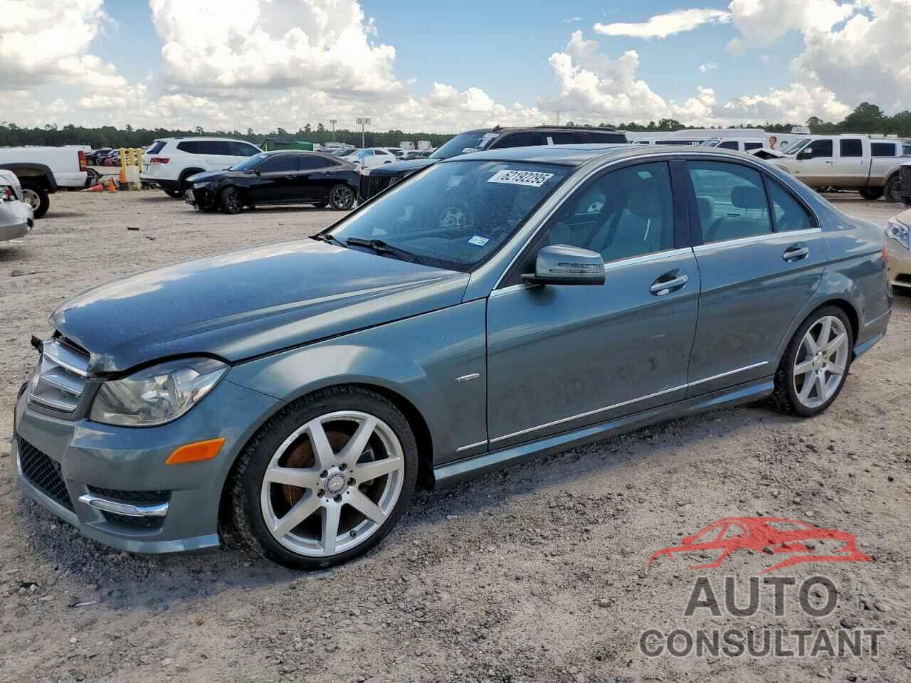 MERCEDES-BENZ C-CLASS 2012 - WDDGF4HBXCA604105