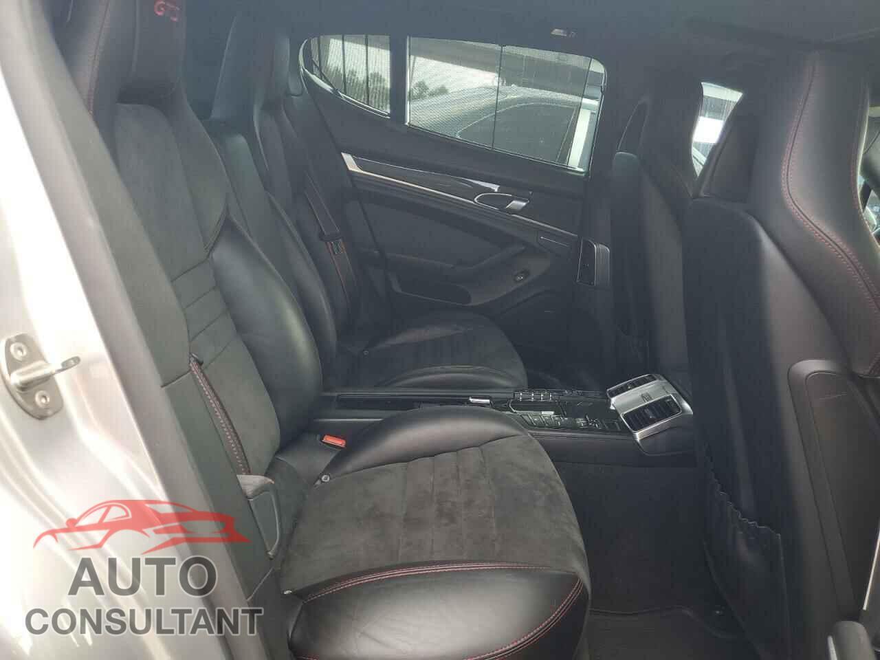 PORSCHE PANAMERA 2016 - WP0AF2A75GL082052