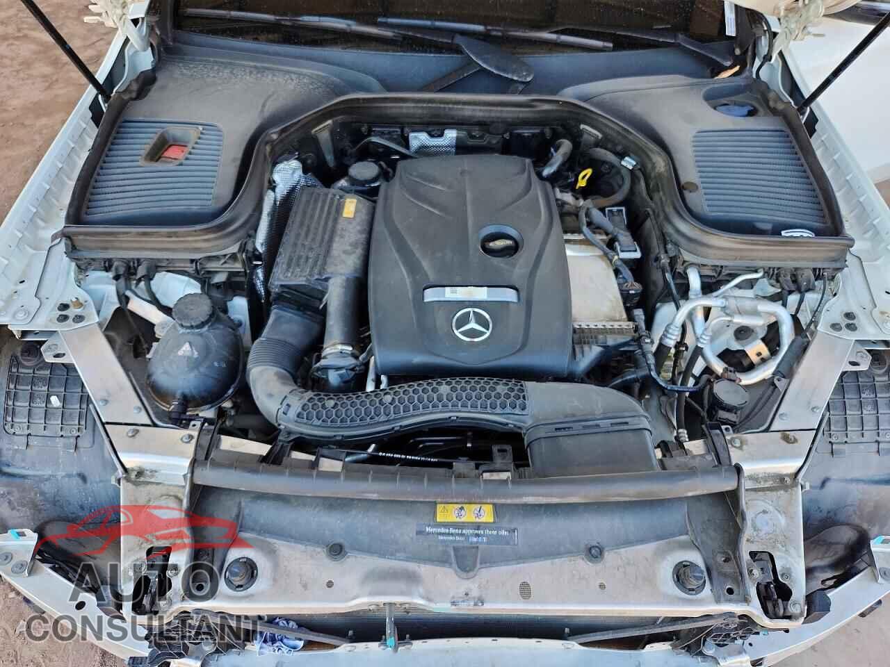 MERCEDES-BENZ GLC-CLASS 2017 - WDC0G4JB0HF174382